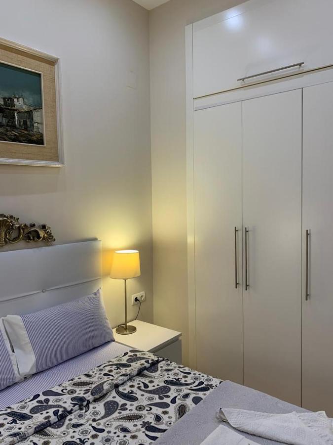 Cozy Luxury Apartments*****. The City Center Валенсия Экстерьер фото